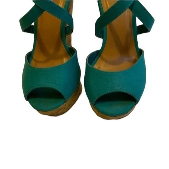 Call it spring Wedges - Picture 3 of 6